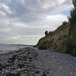 4 Person In *