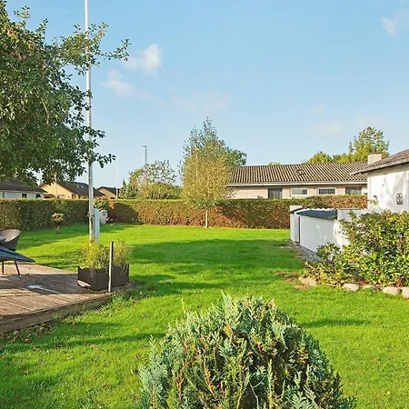 Xxv Holiday home *